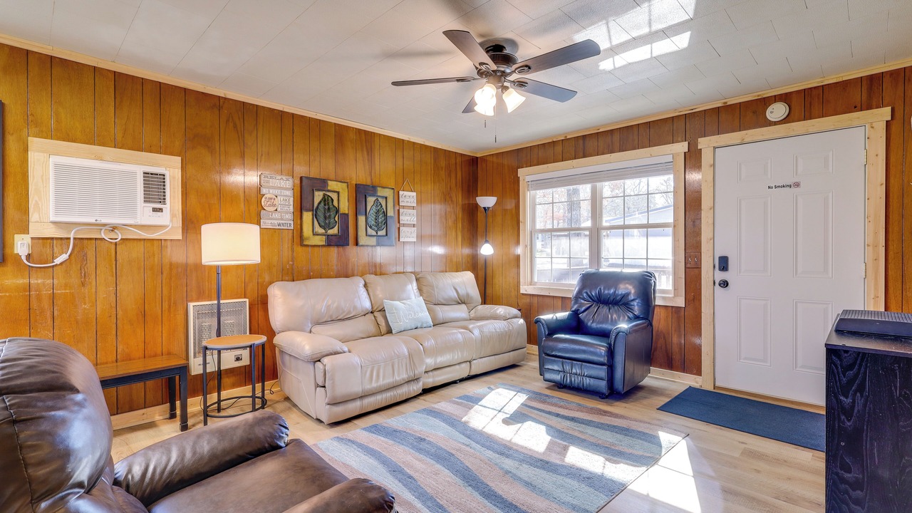 Photo of Bedroom in Greers Ferry
