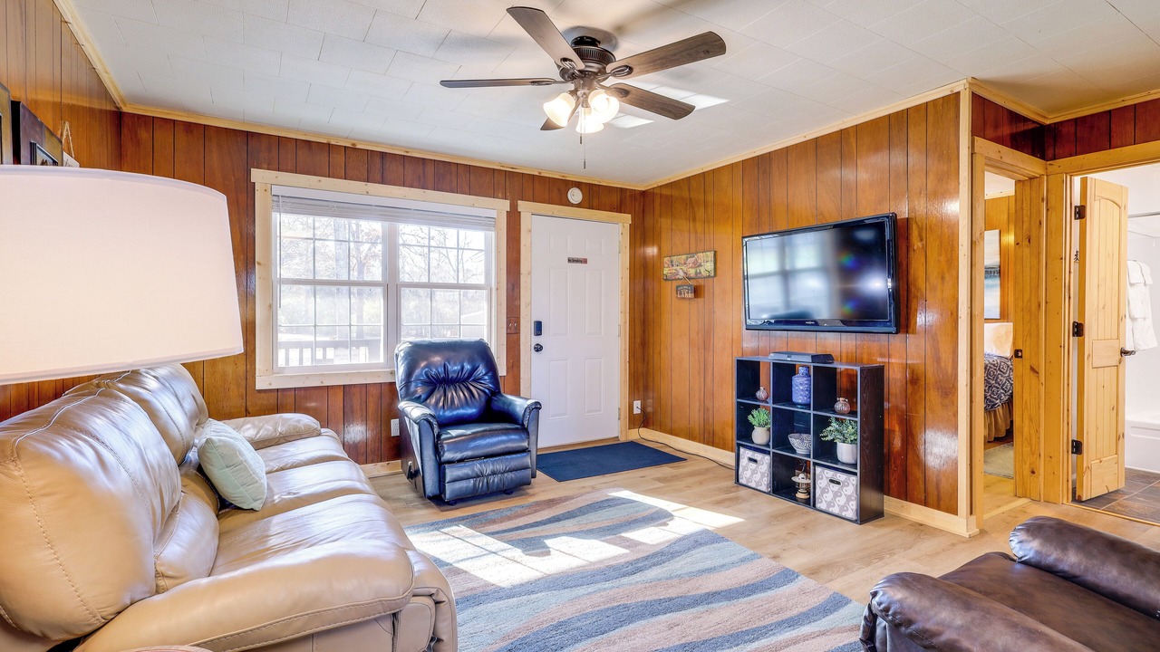 Photo of Livingroom in Greers Ferry