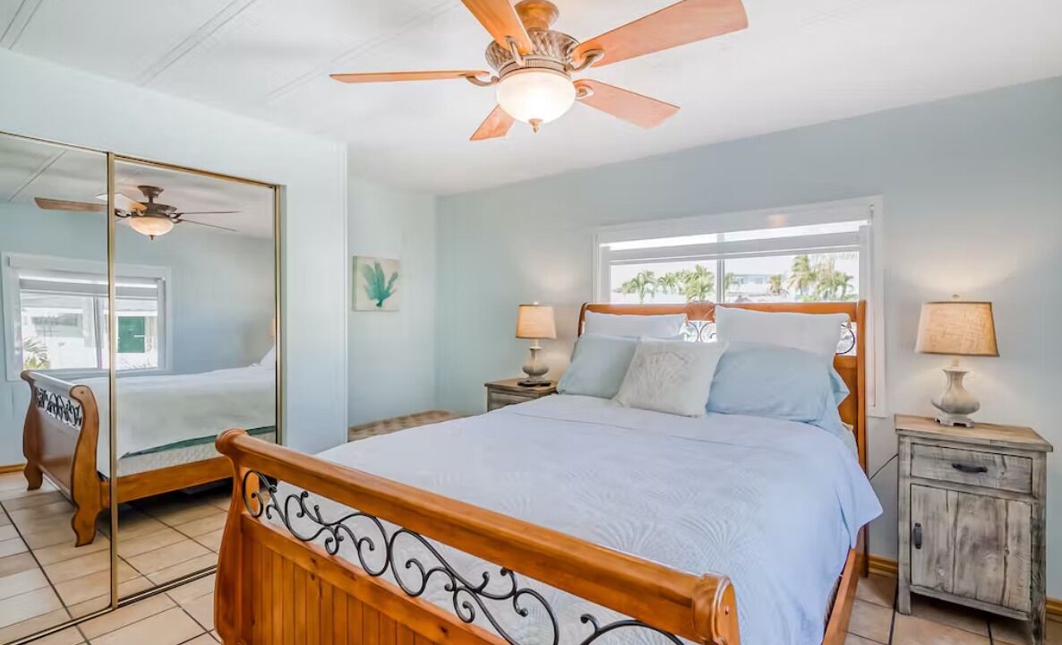 Photo of Bedroom in Cross Key Waterways
