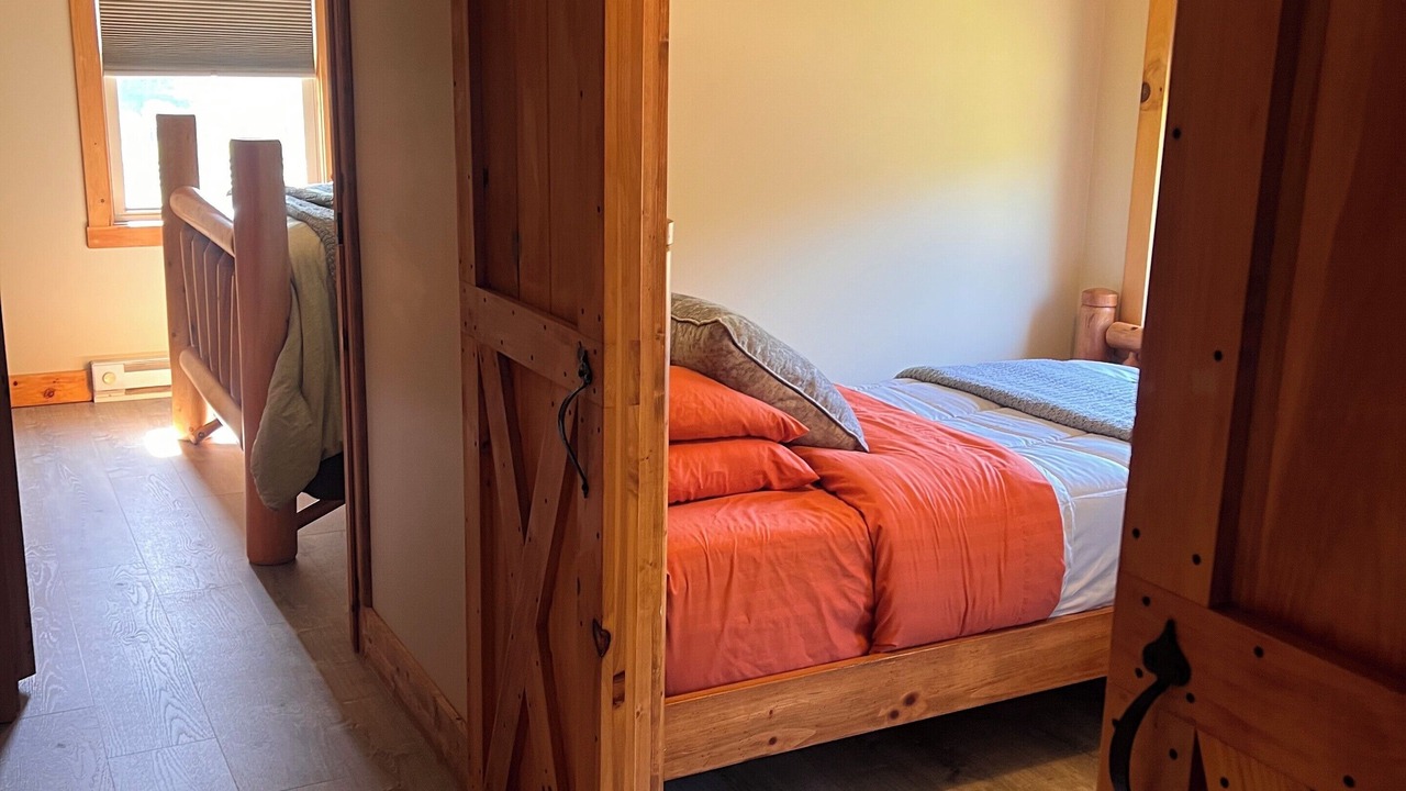 Photo of Bedroom in Perrysville