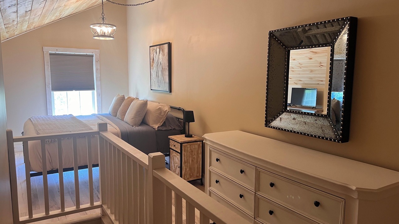 Photo of Bedroom in Perrysville