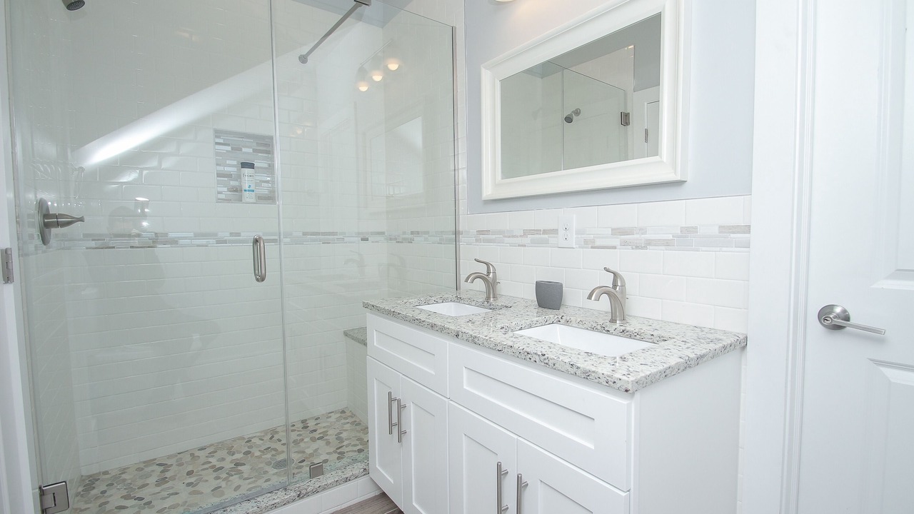 Photo of Bathroom in Point Breeze