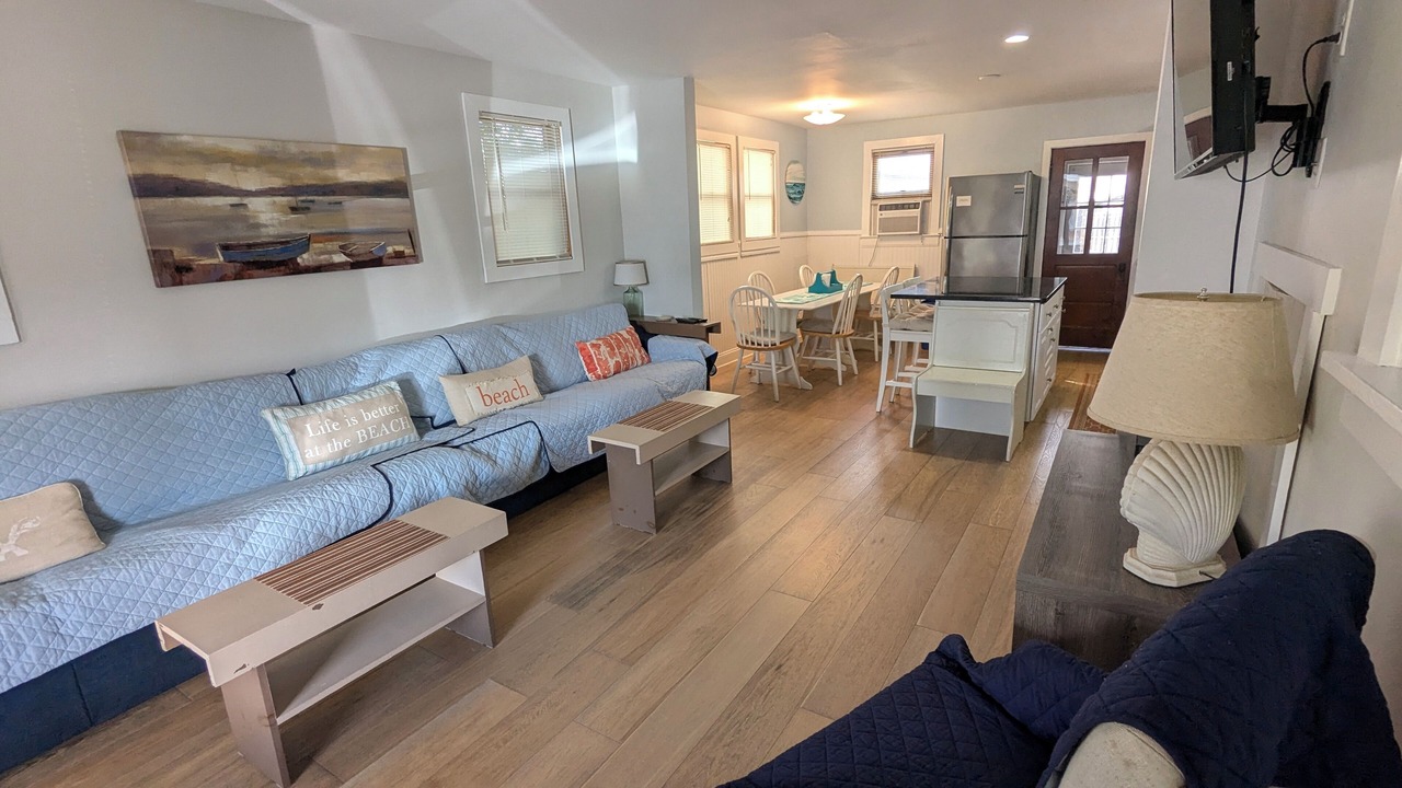 Photo of Livingroom in Ship Bottom