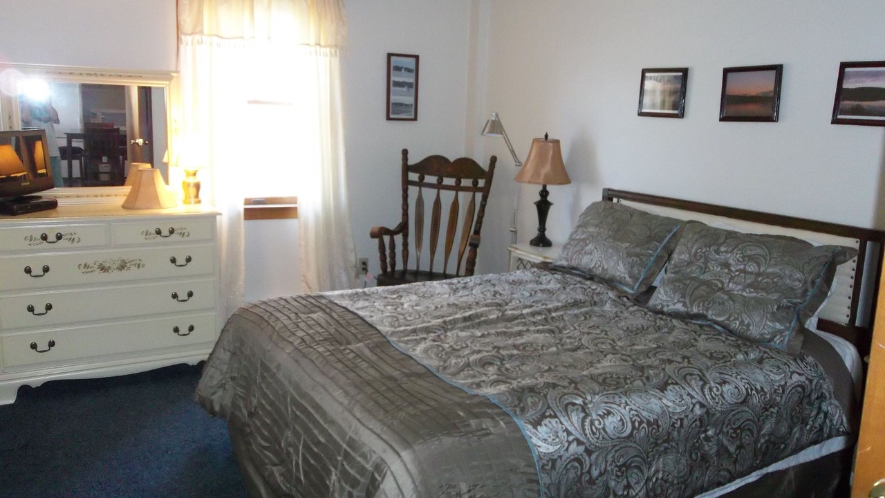 Photo of Bedroom in East Brookfield