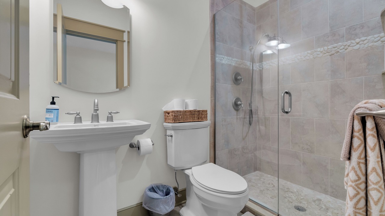 Photo of Bathroom in New Tripoli