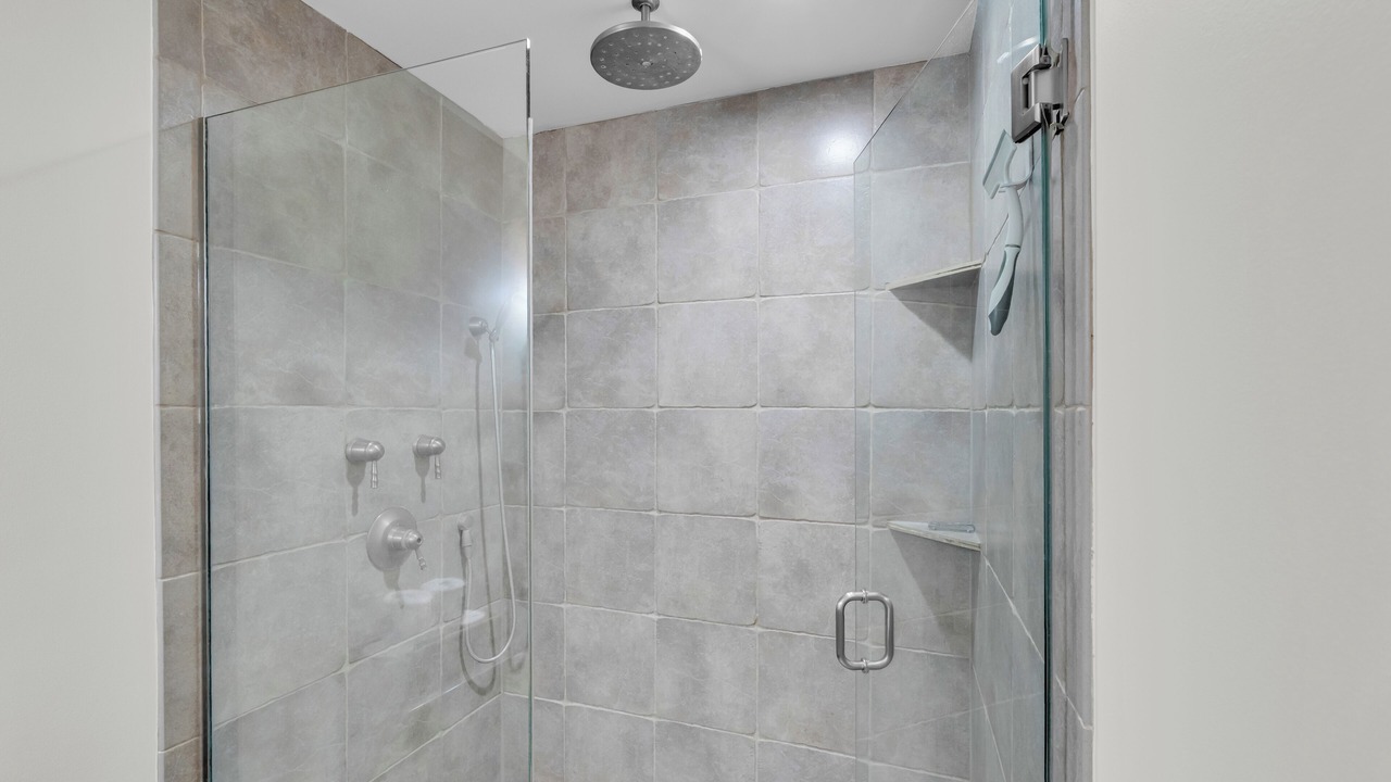 Photo of Bathroom in New Tripoli