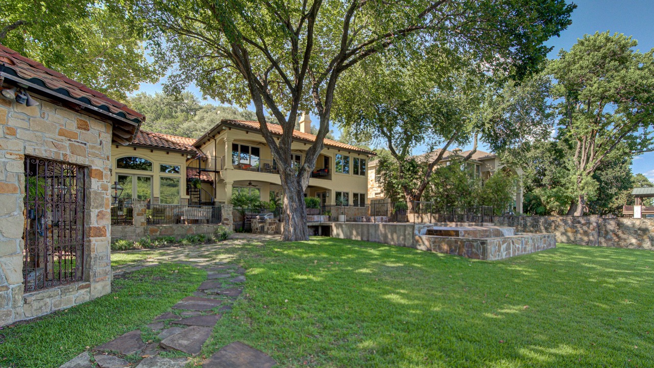 Photo of Others in Oak Shores On Lake Austin