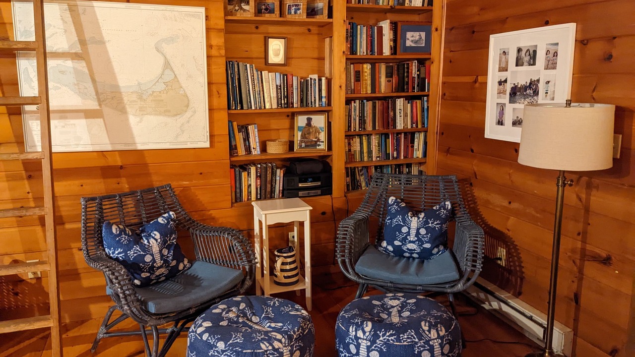 Photo of Bedroom in Surfside