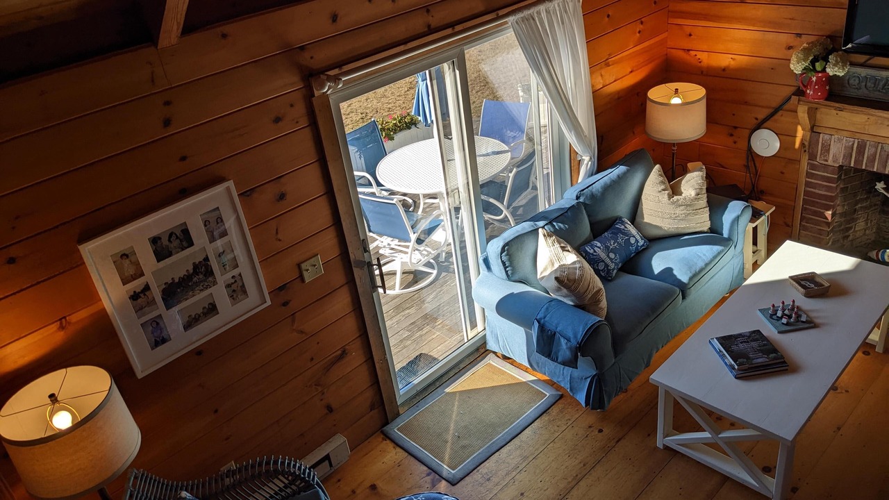 Photo of Bedroom in Surfside