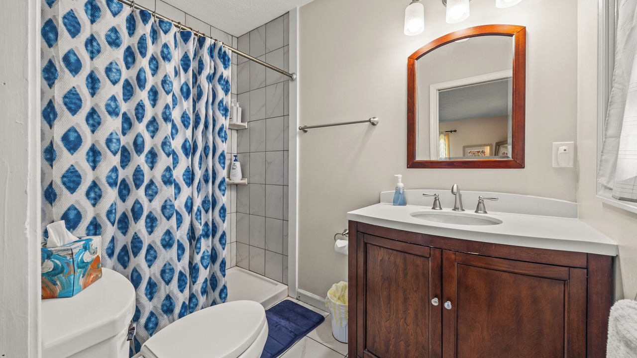 Photo of Bathroom in Town of Torrey