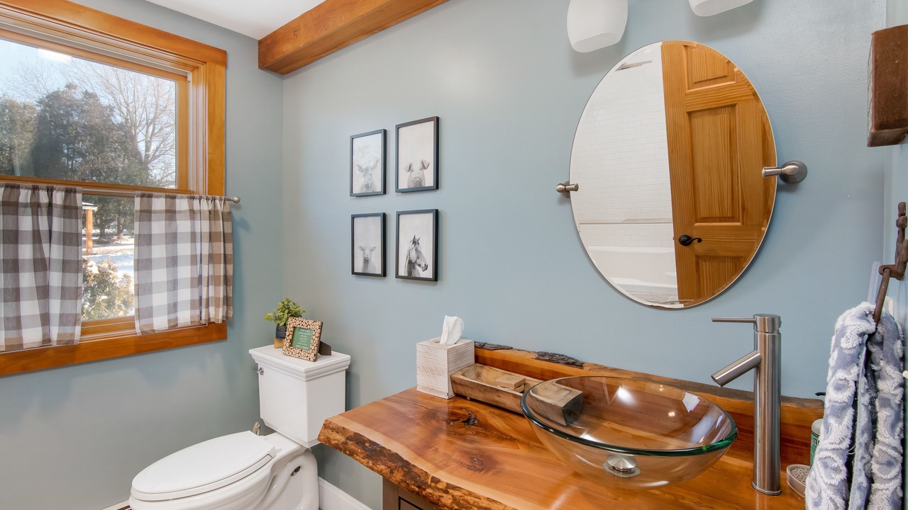 Photo of Bathroom in Malletts Bay
