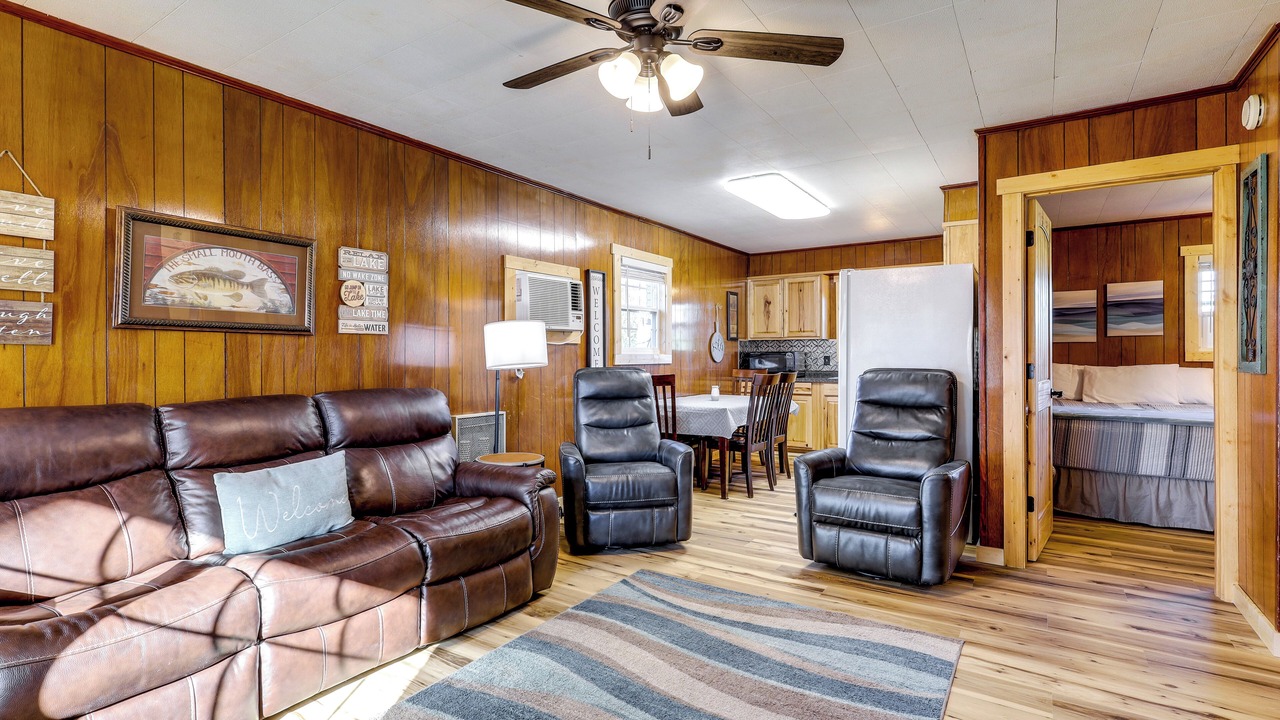 Photo of Livingroom in Greers Ferry
