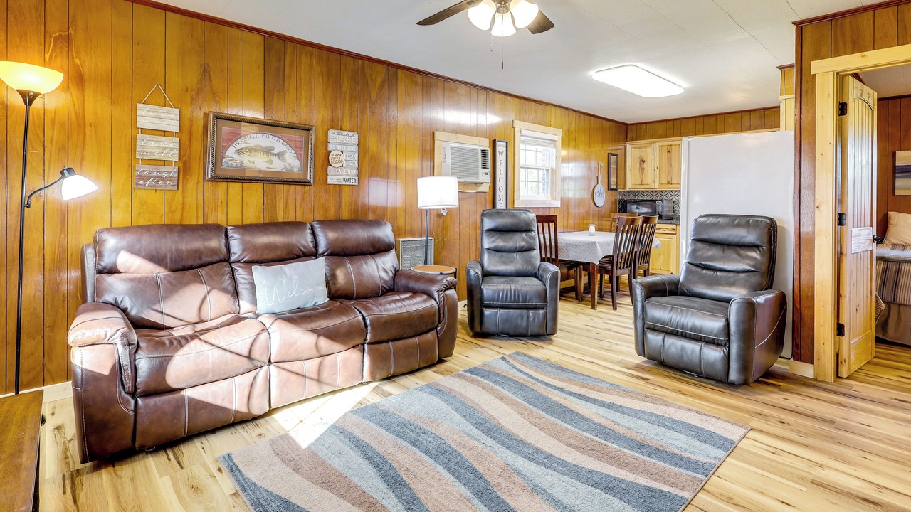 Photo of Livingroom in Greers Ferry