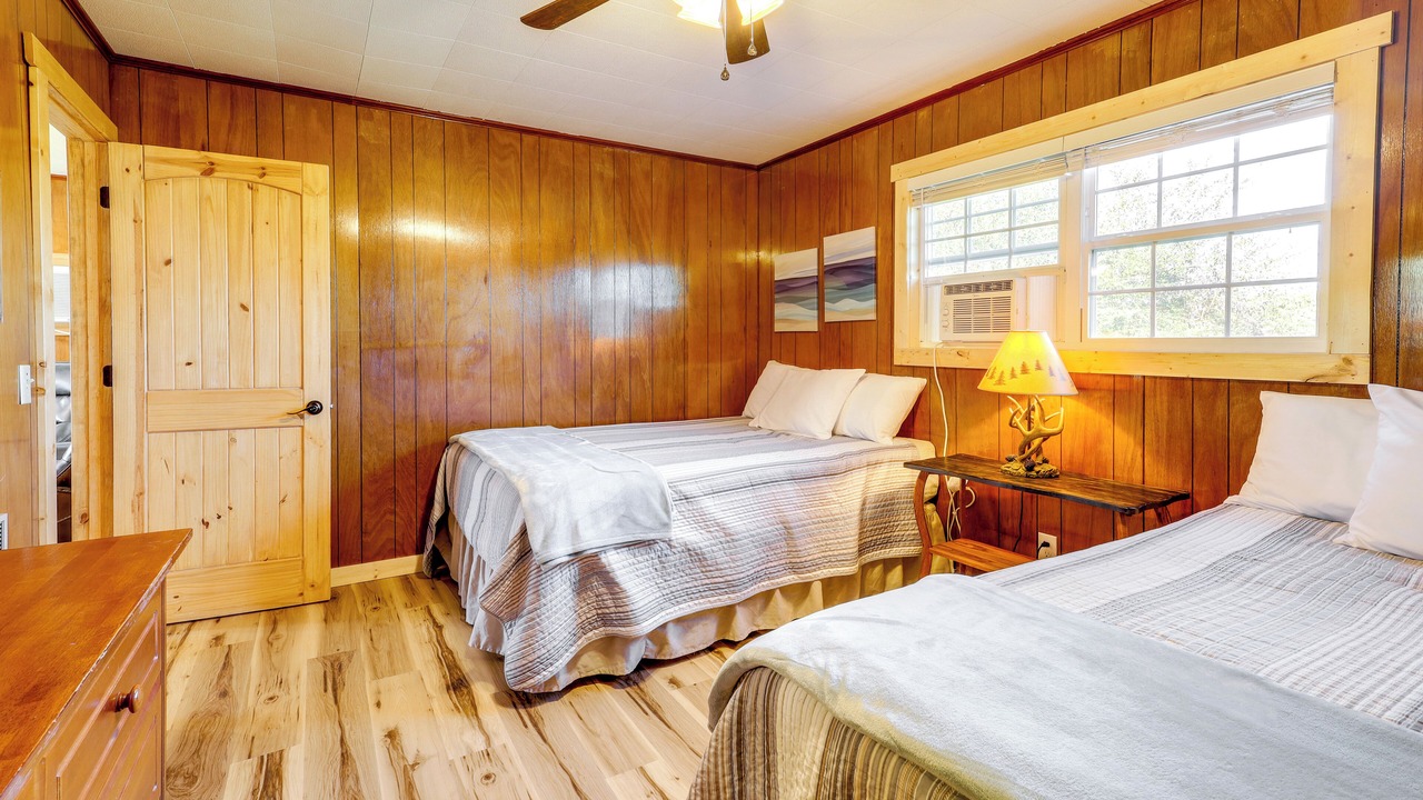 Photo of Bedroom in Greers Ferry