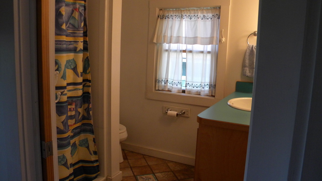 Photo of Bathroom in Higgins Beach