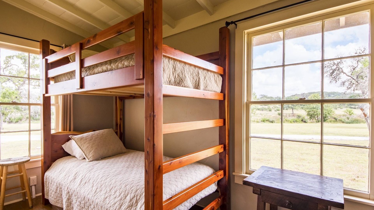 Photo of Bedroom in Pipe Creek