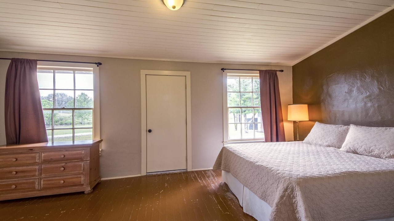 Photo of Bedroom in Pipe Creek