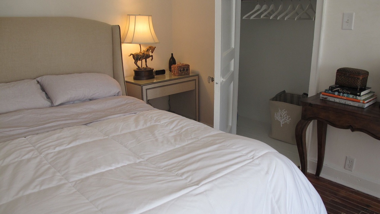 Photo of Bedroom in Burns Square