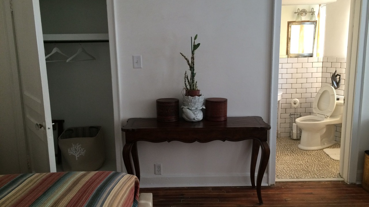 Photo of Bedroom in Burns Square