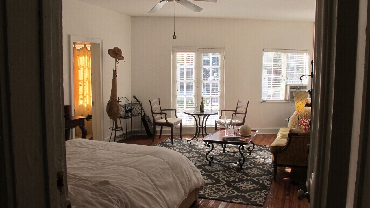 Photo of Bedroom in Burns Square