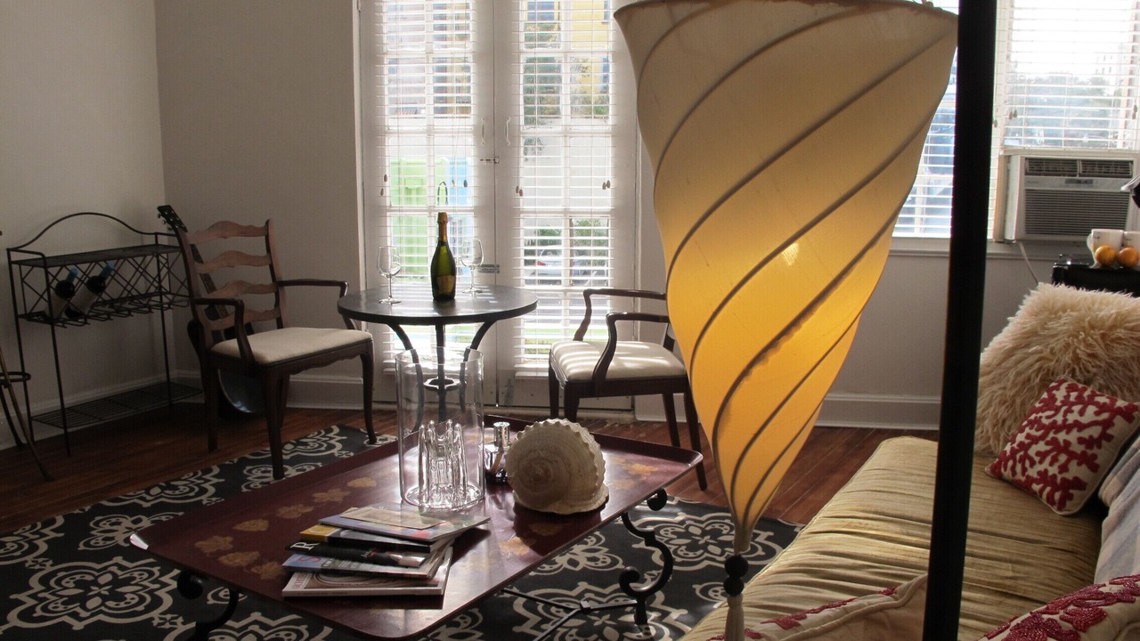 Photo of Livingroom in Burns Square