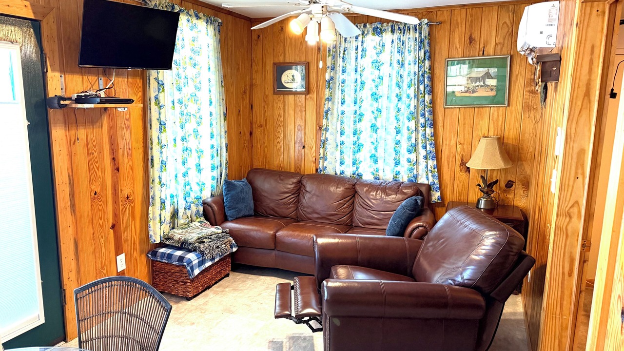 Photo of Livingroom in Onalaska