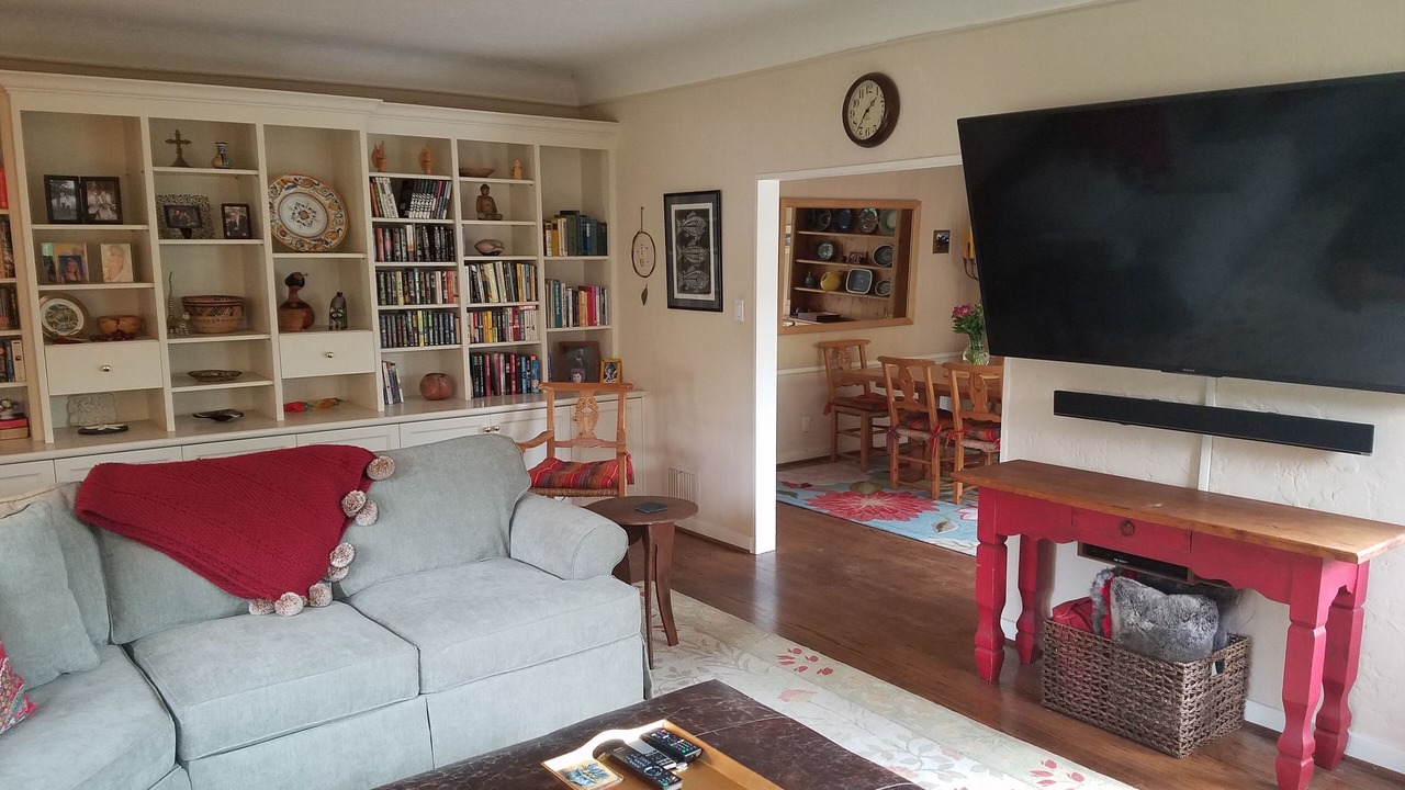 Photo of Livingroom in East San Roque