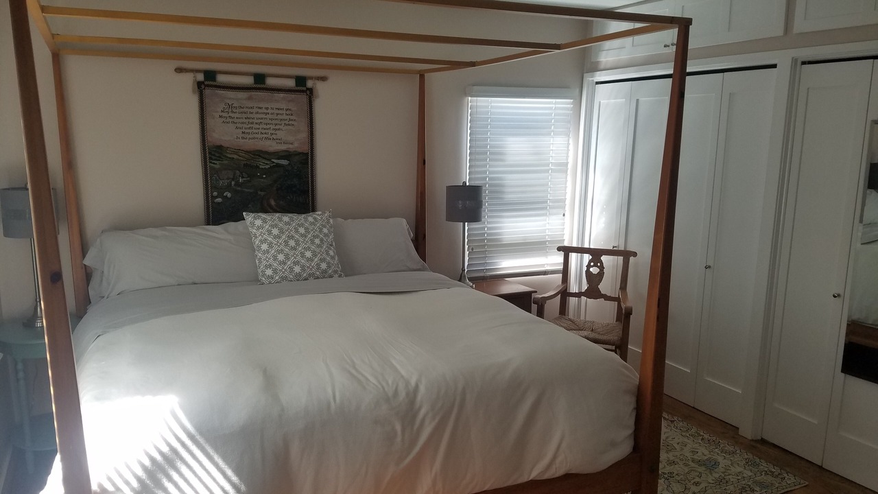 Photo of Bedroom in East San Roque