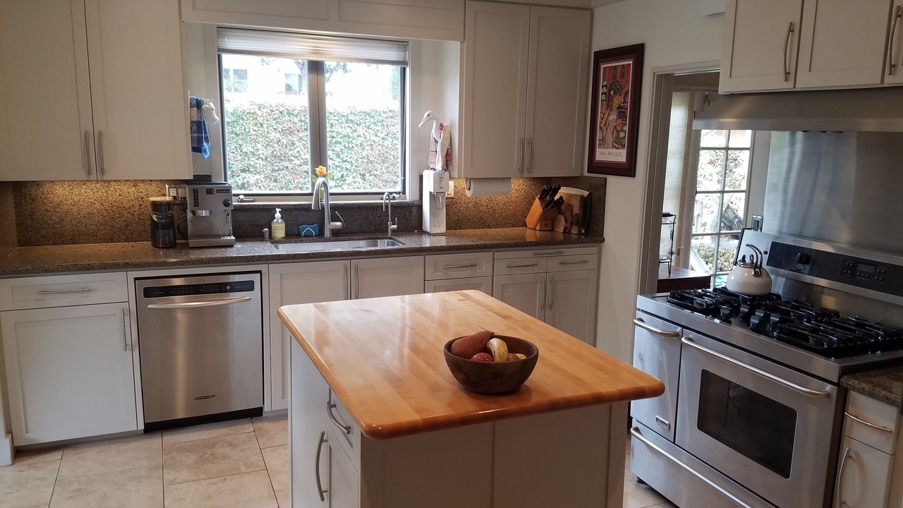Photo of Kitchen in East San Roque