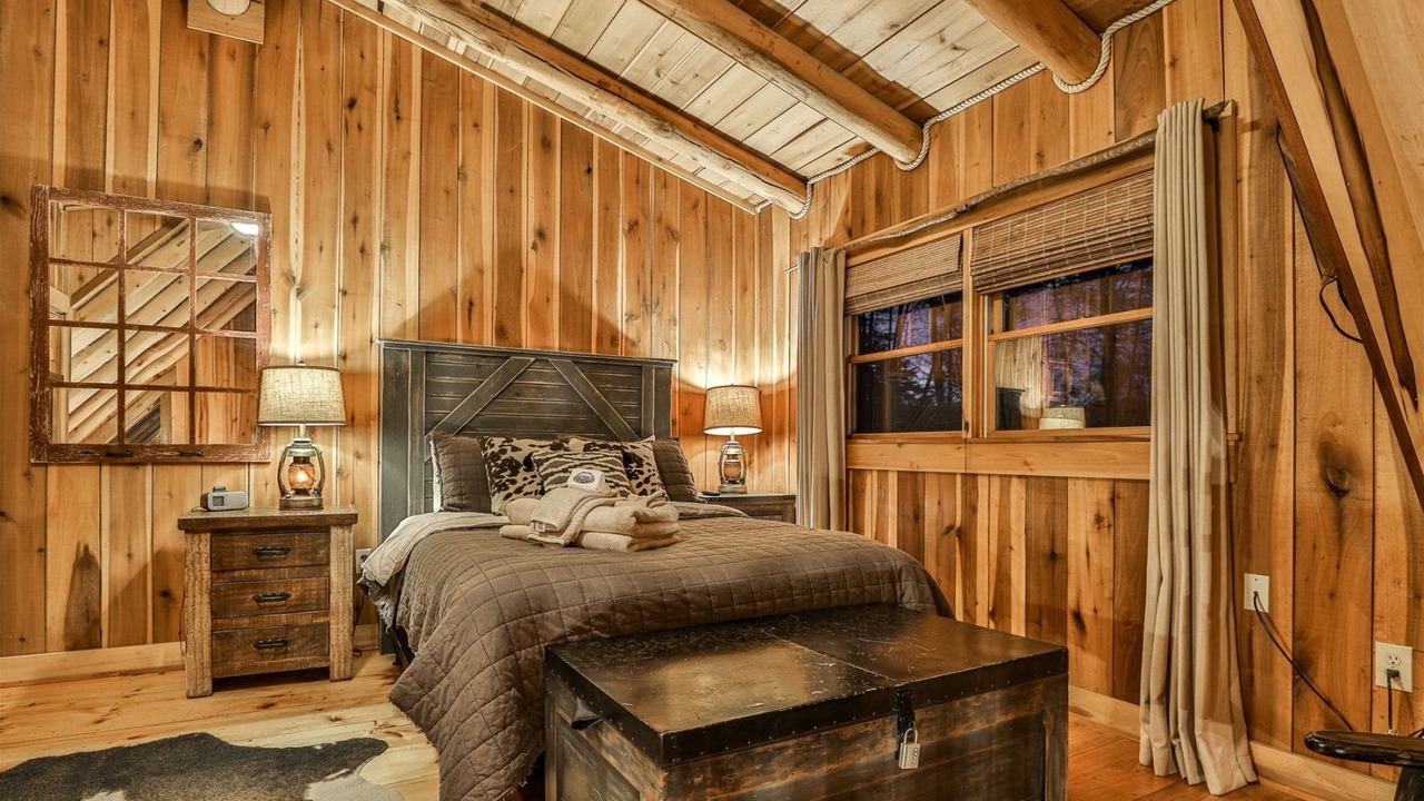 Photo of Others in Cherry Log