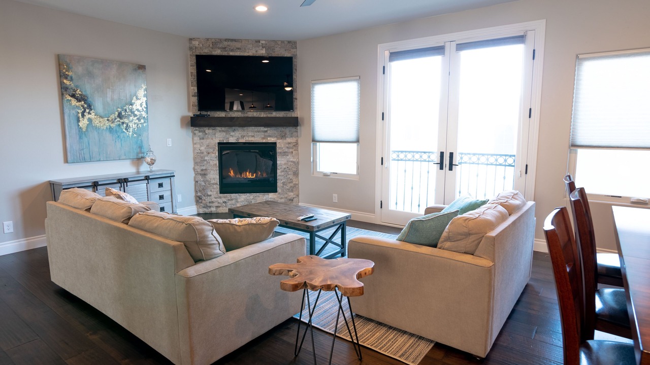 Photo of Livingroom in Downtown