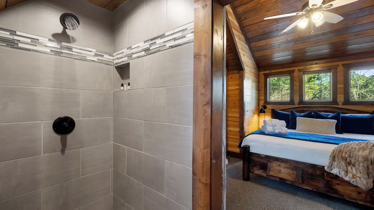 Photo of Bathroom in Broken Bow