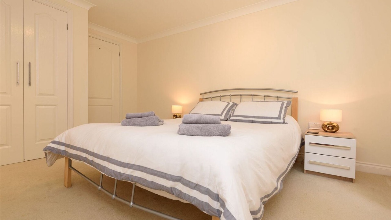 Photo of Bedroom in Looe