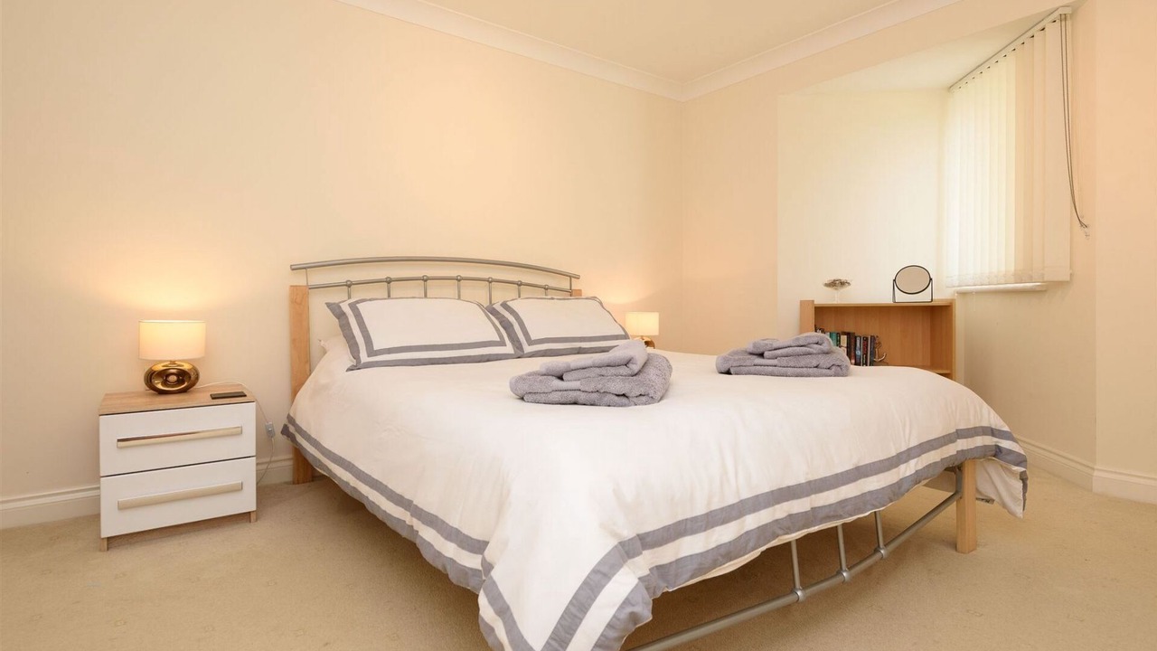 Photo of Bedroom in Looe