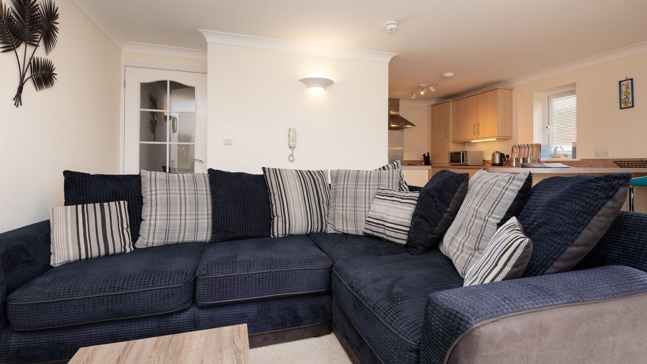 Photo of Livingroom in Looe