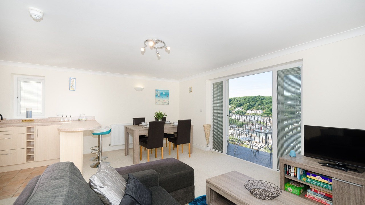 Photo of Livingroom in Looe