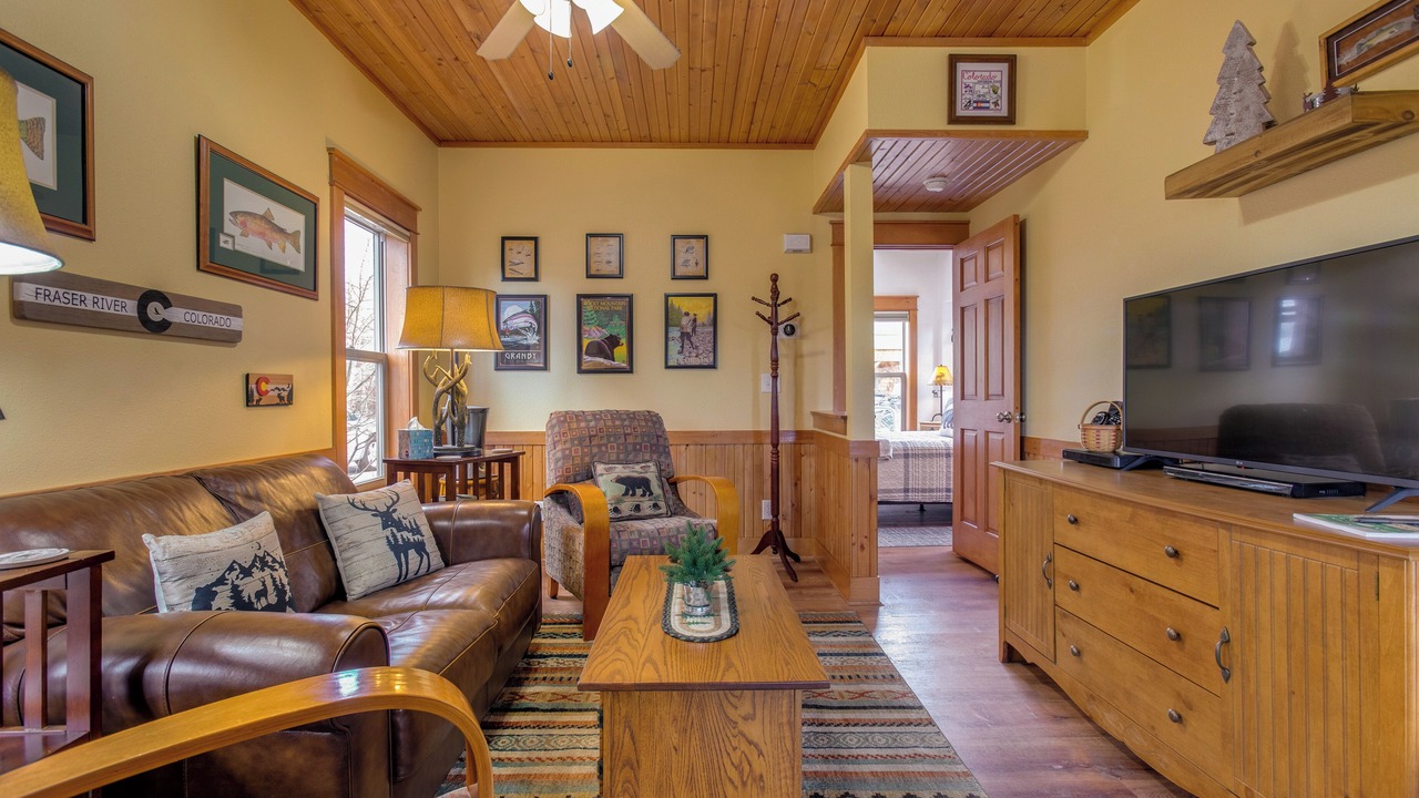 Photo of Livingroom in Granby