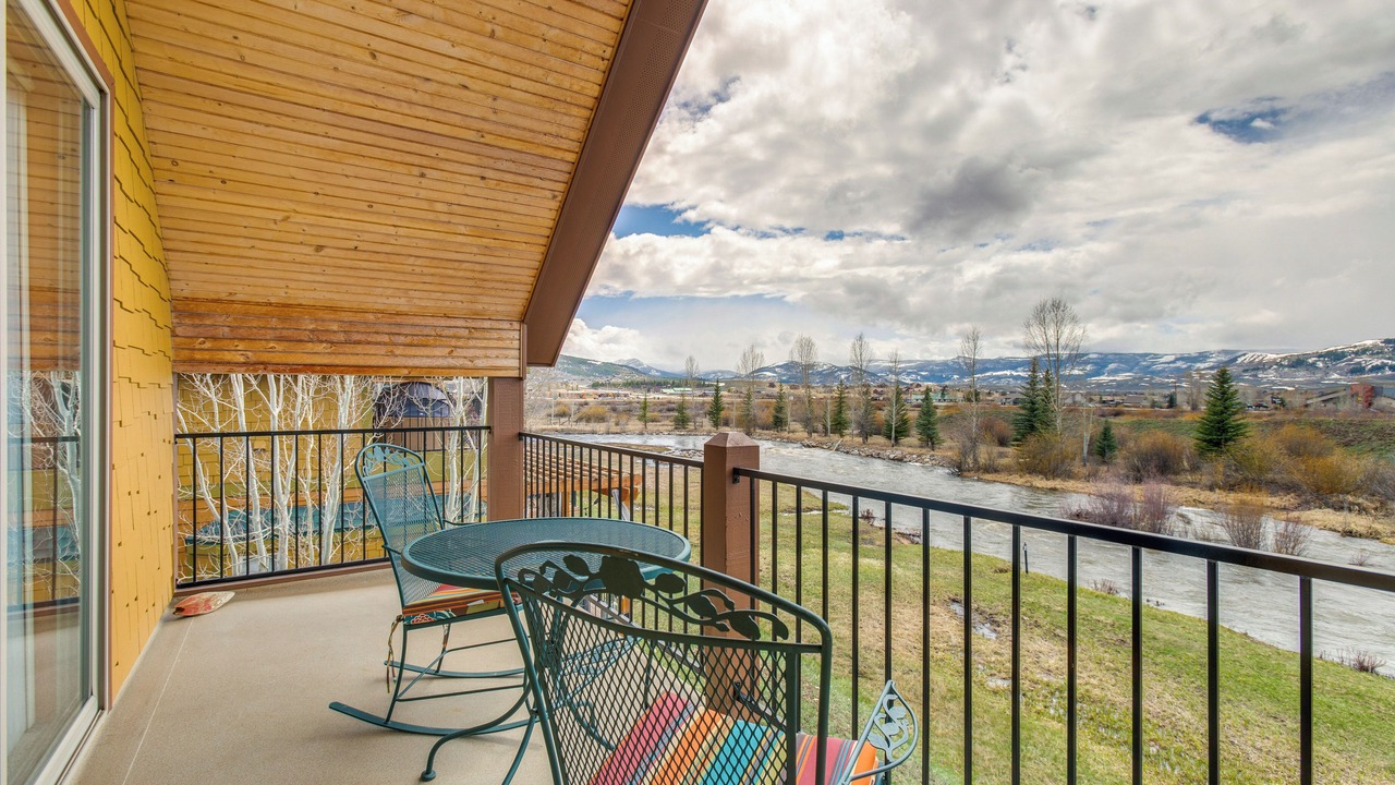 Photo of Patio Balcony in Granby