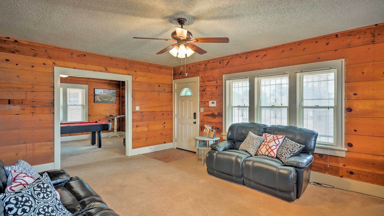 Photo of Livingroom in North Overton