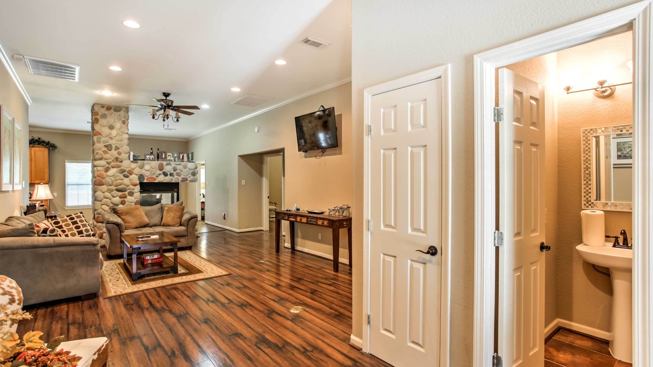 Photo of Livingroom in Marshall