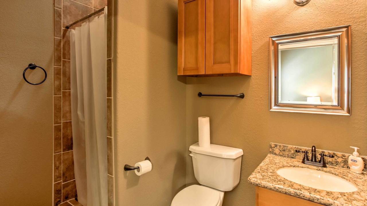 Photo of Bathroom in Marshall