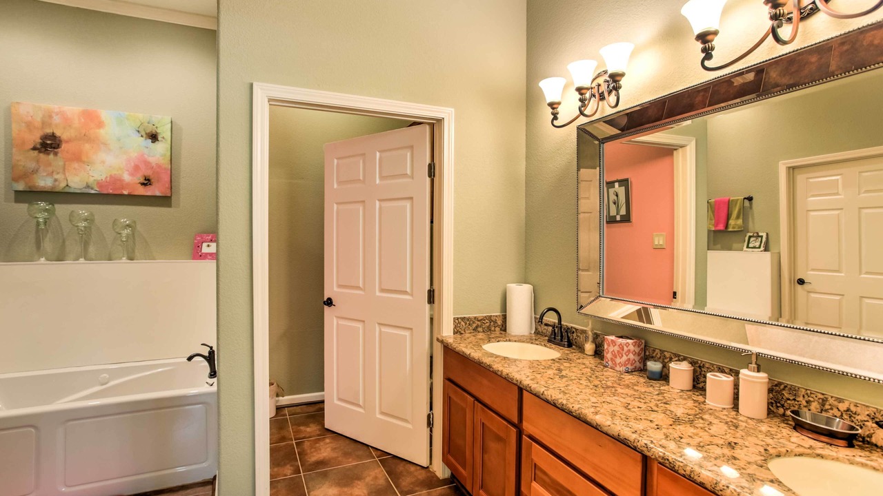 Photo of Bathroom in Marshall