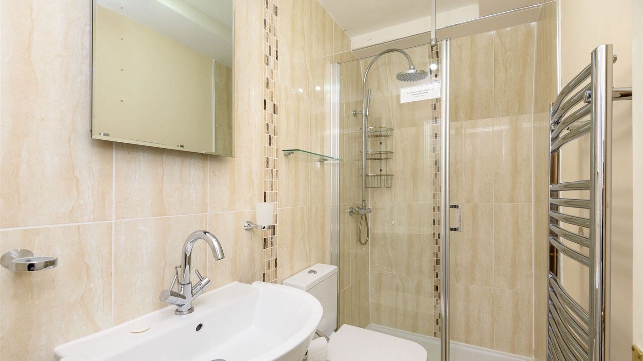 Photo of Bathroom in West Looe