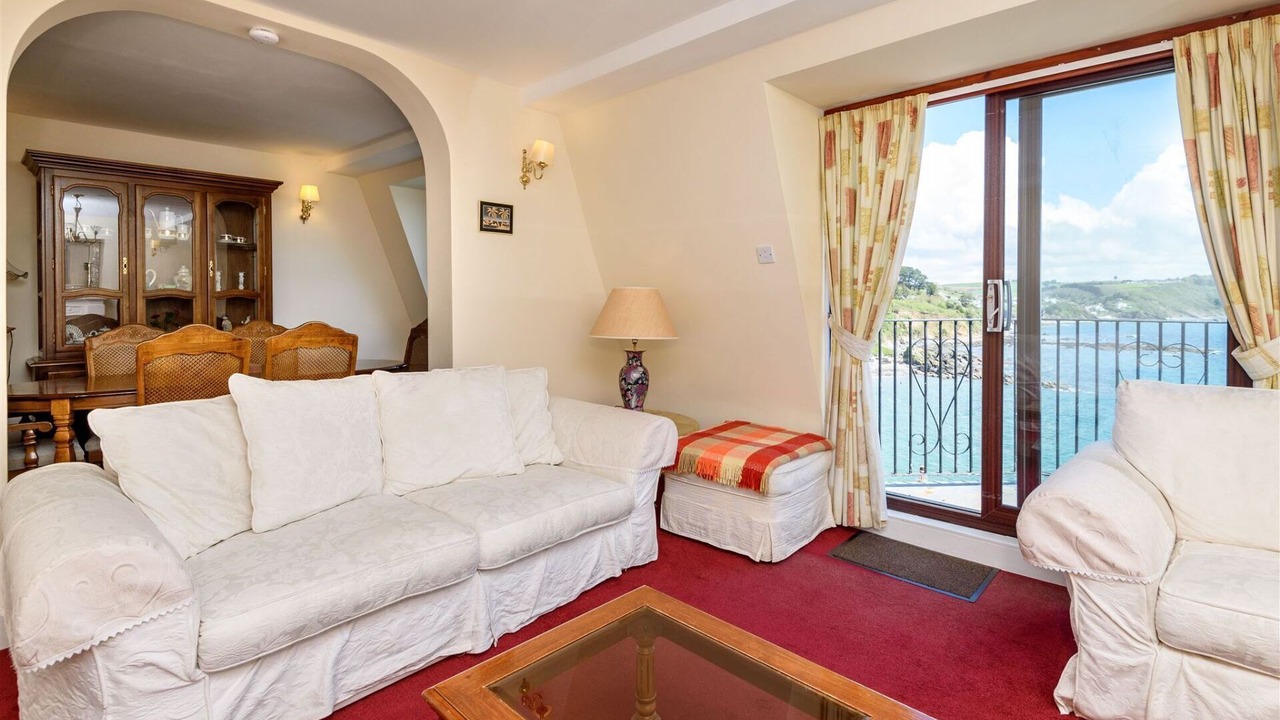 Photo of Livingroom in West Looe