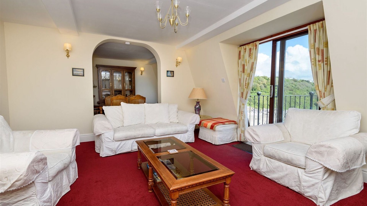 Photo of Livingroom in West Looe