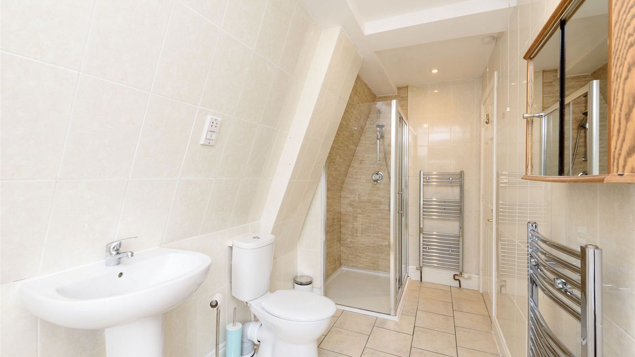Photo of Bathroom in West Looe