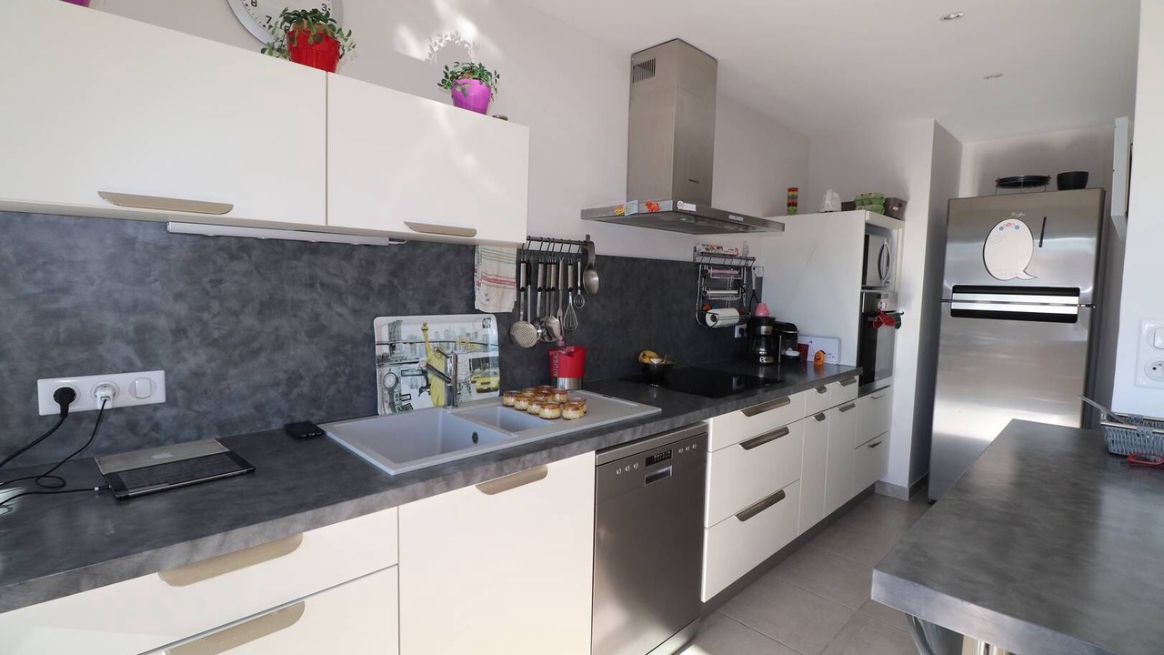 Photo of Kitchen in Le Grau-Du-Roi