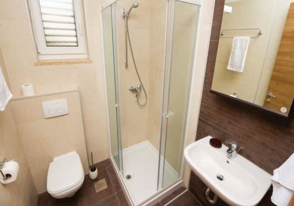 Photo of Bathroom in Porozina