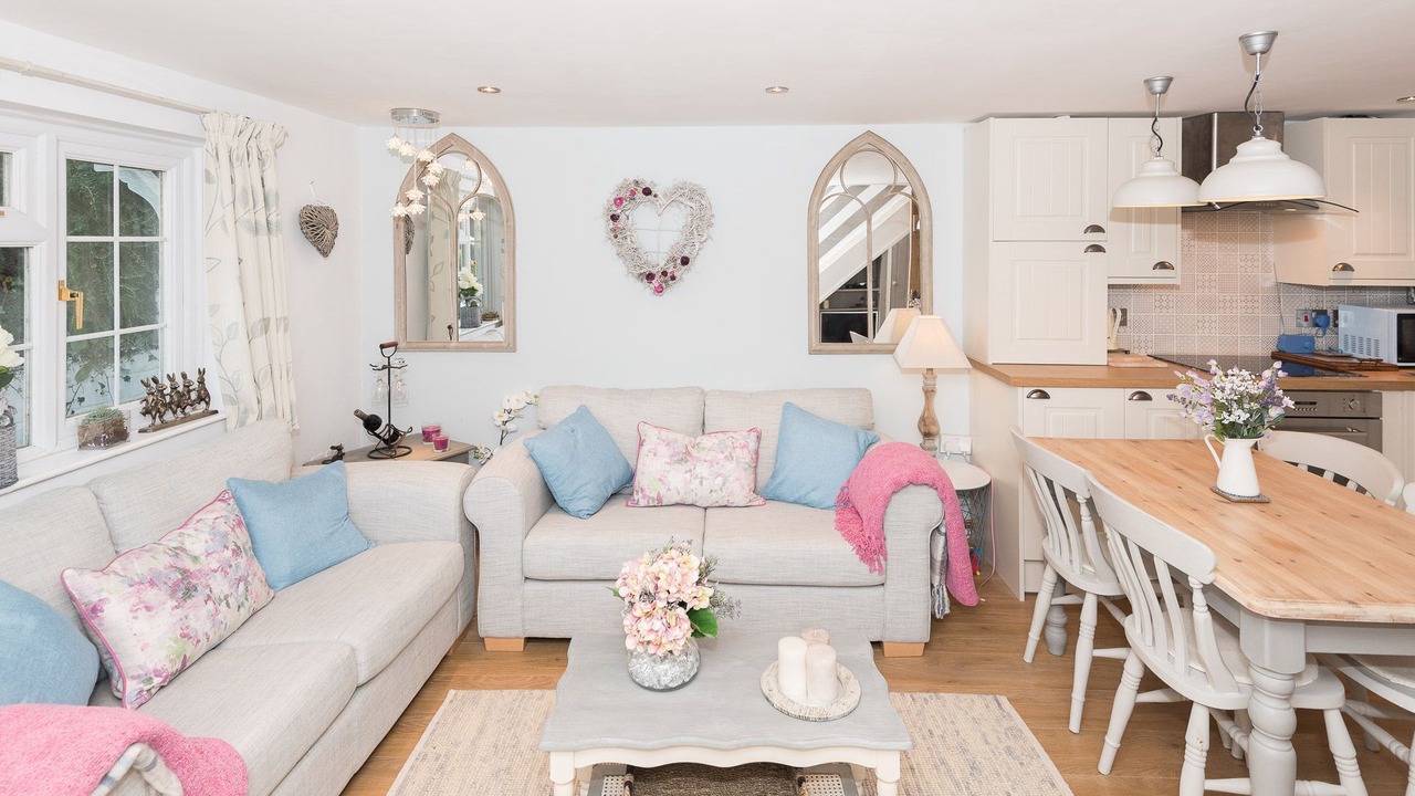 Photo of Livingroom in Looe