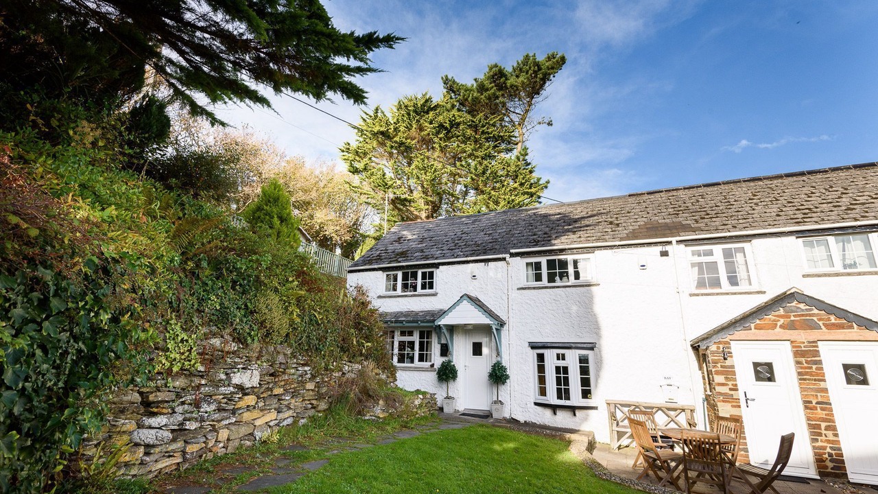 Photo of Outdoor in Looe